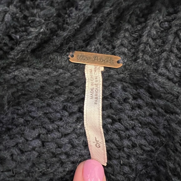 Free People oversized sweater - Picture 3 of 3